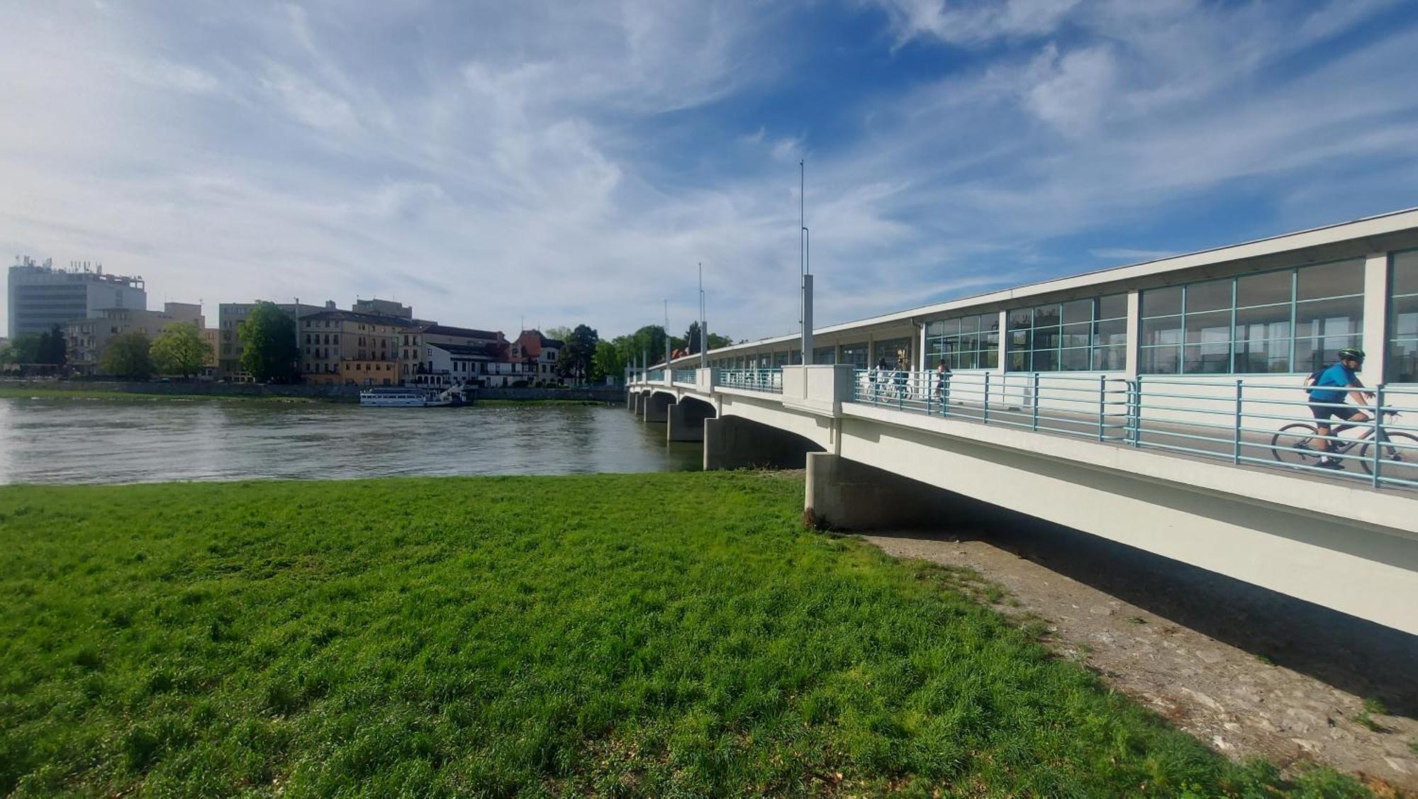 Dom Na Cervenej Vezi Villa Banka Bagian luar foto